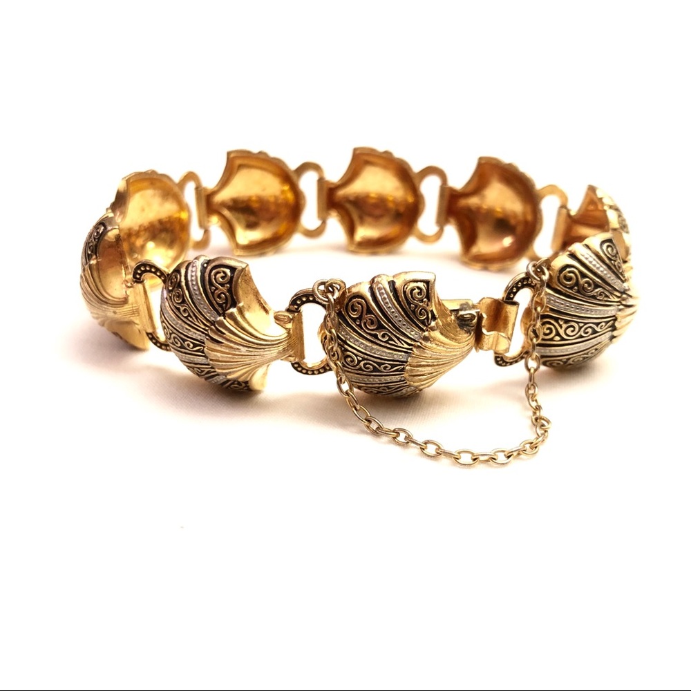 Vintage / Shell / Art Deco / Bracelet